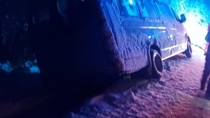 BREAKING NEWS. La un pas de tragedie! Un microbuz cu 15 fotbaliști de la Gloria Buzău s-a răsturnat în șanț! Primele declarații: ”Sunt speriat. Aștept să …”
