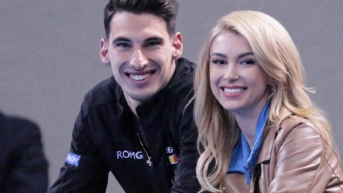 Nici măcar Andreea Bălan nu a reușit să îi „amețească” pe grecii care l-au bătut pe Victor Cornea la tenis
