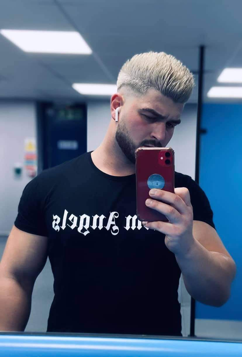 Imagine rară cu Lorenzo de la Insula Iubirii când avea părul blond. Abia îl recunoști!
