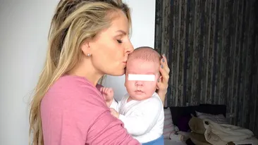ANDREEA BĂNICĂ l-a arătat tuturor pe micuţul NOAH, iar fanii au stabilit imediat: „Îţi seamănă perfect!“