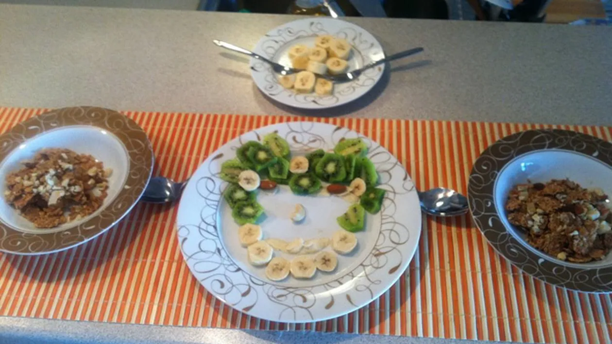 Delia Matache isi rasfata iubitul! Vezi ce surpriza i-a pregatit pentru micul dejun!