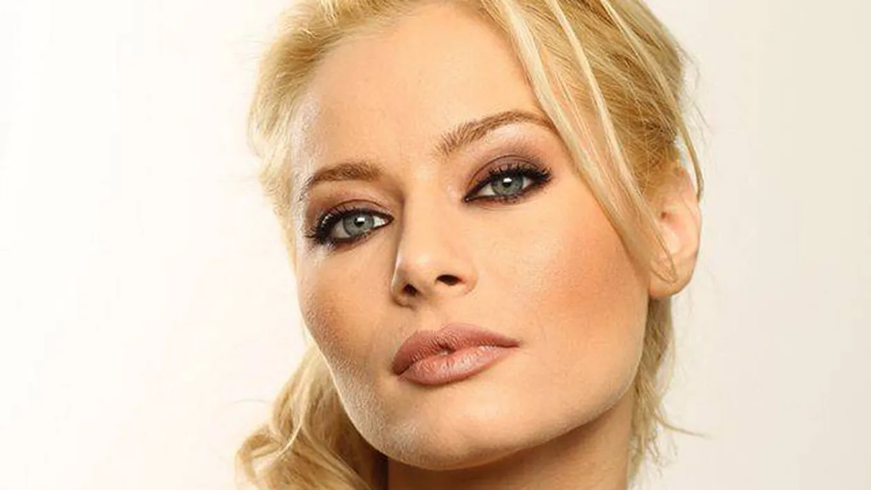 Secretul frumusetii Laurei Cosoi: Nu apelez la cure de slabire drastice. Ce face vedeta pentru a se mentine in forma