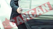 Boc, la un pas de a-si calca contracandidatul cu masina