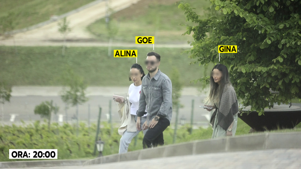 Gina și Goe, însoțiți de Alina, caută o masă (Foto: CANCAN.RO)