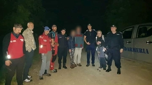 Doi turiști rătăciți au fost salvați cu ajutorul jandarmilor montani din Olănești și al salvamontiștilor