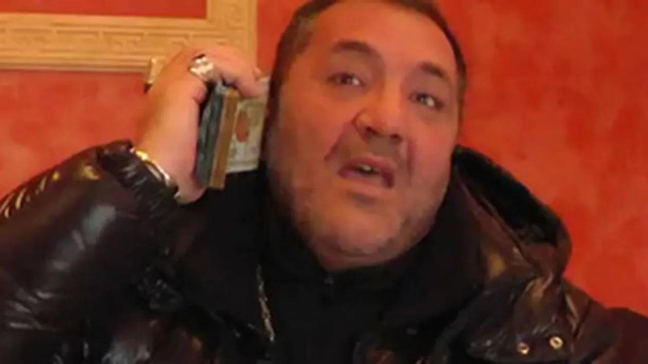 VIDEO Nelson Mondialul este cel mai amuzant interlop! Este blindat cu bani, are zeci de ghiuluri si isi da valoare pe youtube!