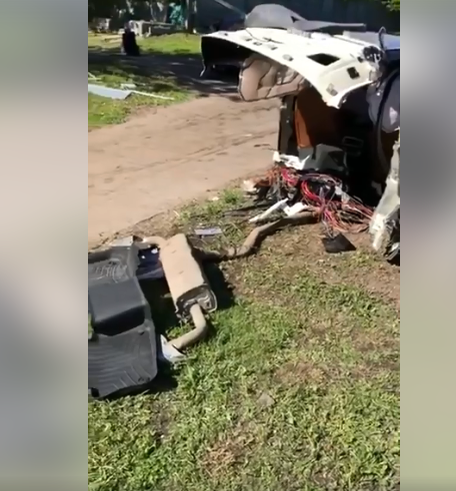 Un Audi Q7 s-a rupt în două, într-un accident înfiorător petrecut în Zalău! Ce s-a întâmplat cu șoferul