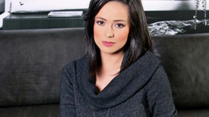 Olivia Steer, obsedată de curăţenie. Vezi cum încearcă prezentatoarea TV să se ferească de boli