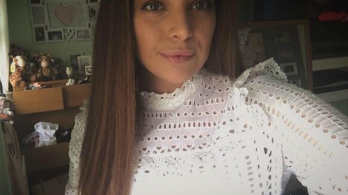 Era tot timpul constipata, dar nu a dat importanta acestui aspect. Intr-o dimineata s-a trezit cu dureri mari de stomac si a ajuns la spital! Si medicii s-au speriat cand au vazut ce avea