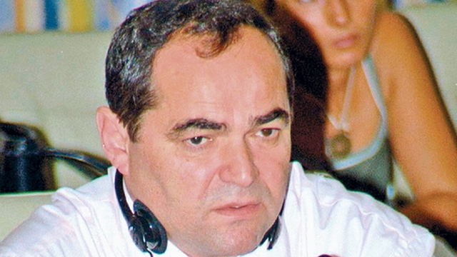 De la tribunal, la restaurant! Acuzat de o teapa de 50 milioane de euro, "Tarul CFR" Mihai Necolaiciuc o "arde" modest prin oras!
