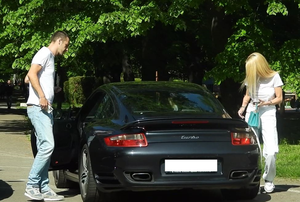Matei Stratan și "Regina Petrecerilor" pleacă din Herăstrău (Foto: CANCAN.RO)