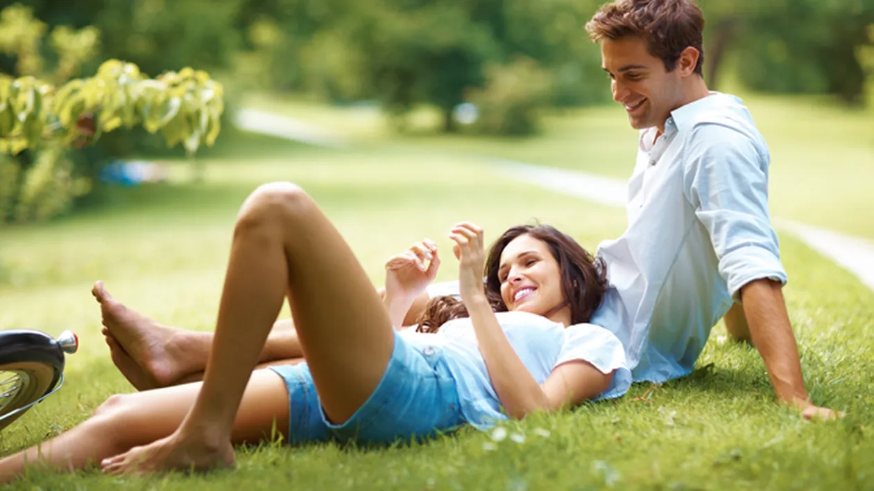 Ce crezi ca te face cu adevarat fericit? Uite ce spun oamenii de stiinta!