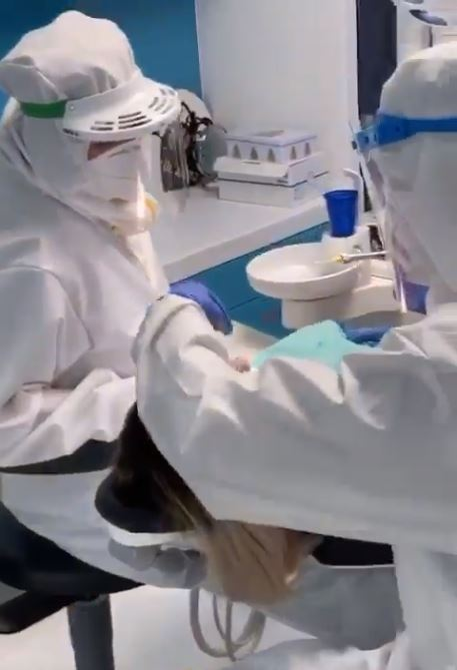 Adda și soțul ei au ajuns pe mâinile medicilor! Cântăreața a anunțat ce au pățit: “Operație fără…”