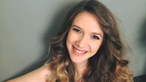 Nici nu zici că a fost însărcinată! Cum arată ADELA POPESCU, la puţin timp după naştere! 