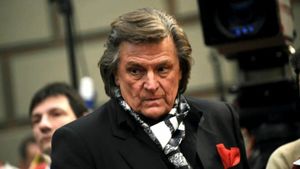Ce pensie are Florin Piersic, după o viaţă pe scenă? Suma ruşinoasă încasată de la statul român