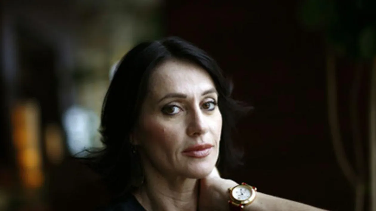 Nadia Comăneci, în doliu! Fosta gimnastă a pierdut o persoană dragă. „Dumnezeu să o odihnească în pace”