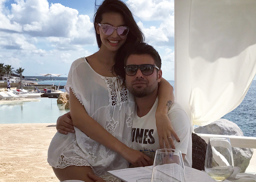 Sandra și Adrian Mutu au “fugit” din București! Avem fotografia care îi dă de gol + GALERIE FOTO incendiară cu sexy-bruneta