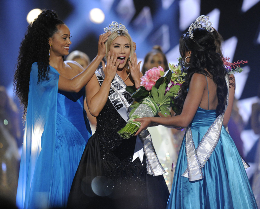 Americanii și-au ales regina frumuseții! Cine este câștigătoarea Miss USA 2018