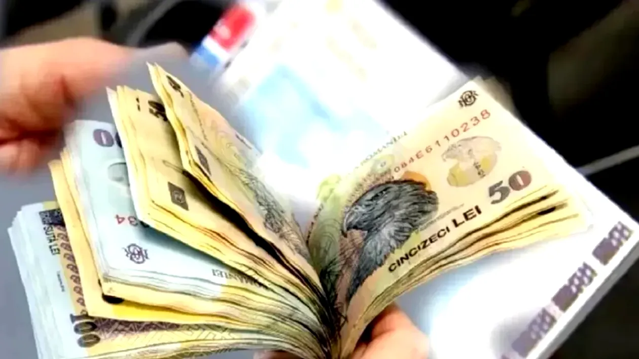 Vouchere cumulate în valoare de 15.000 de lei pentru acești români. Ce trebuie să achite cu ele