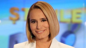 Andreea Esca s-a făcut de râs, în direct, la ştirile de la Pro TV. Telespectatorii au crezut că nu aud bine când au observat ce a întrebat prezentatoarea