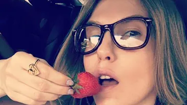 CORINA BUD cu „căpşunicile“ la vedere. Reacţia fanilor a fost neaşteptată: „Mă dezgustă“