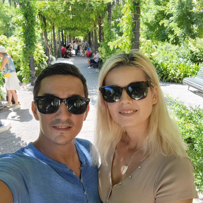 Simona și-a ales deja rochia de mireasă
