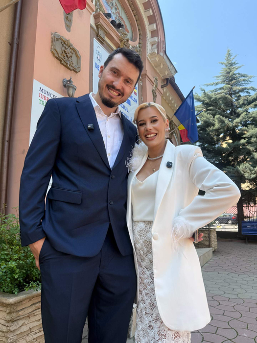 Anisia Gafton și Serghei s-au căsătorit! Primele imagini de la cununia civilă a celor doi comedianți
