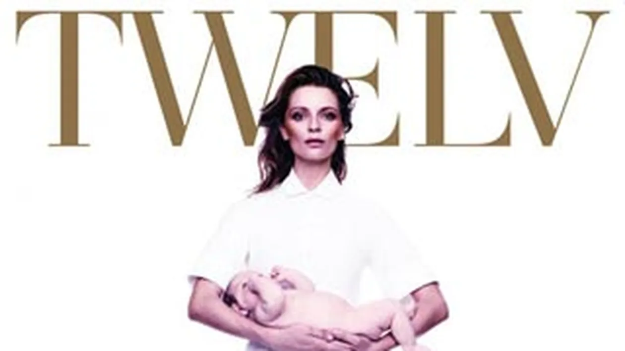 Mischa Barton pozeaza in Fecioara Maria