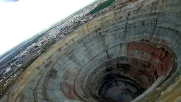 Misterul sunetului care a speriat cercetătorii de la NASA. Ce s-a descoperit în cea mai adâncă groapă săpată de oameni