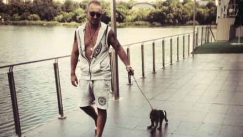 E incredibil asa ceva! Ce a patit maimuta lui Ciomu jr. intr-un mall din Bucuresti
