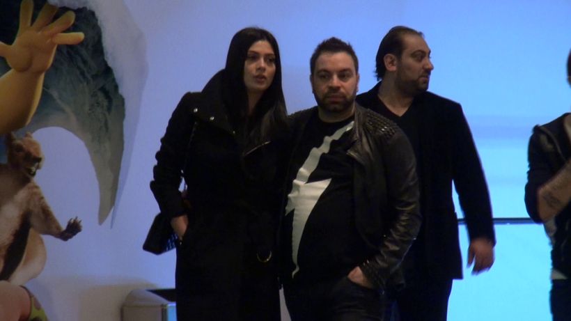 Primele imagini cu iubita lui Florin Salam insarcinata! Desi se lauda ca a fost ceruta de sotie, Roxana nu are inelul pe deget!