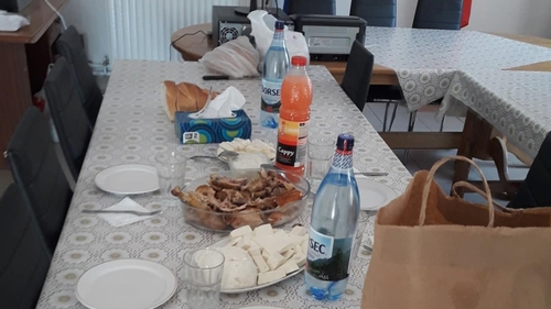 Petrecere de zile mari în Primăria din Puiești! Sărbătorită, doamna…Greșală