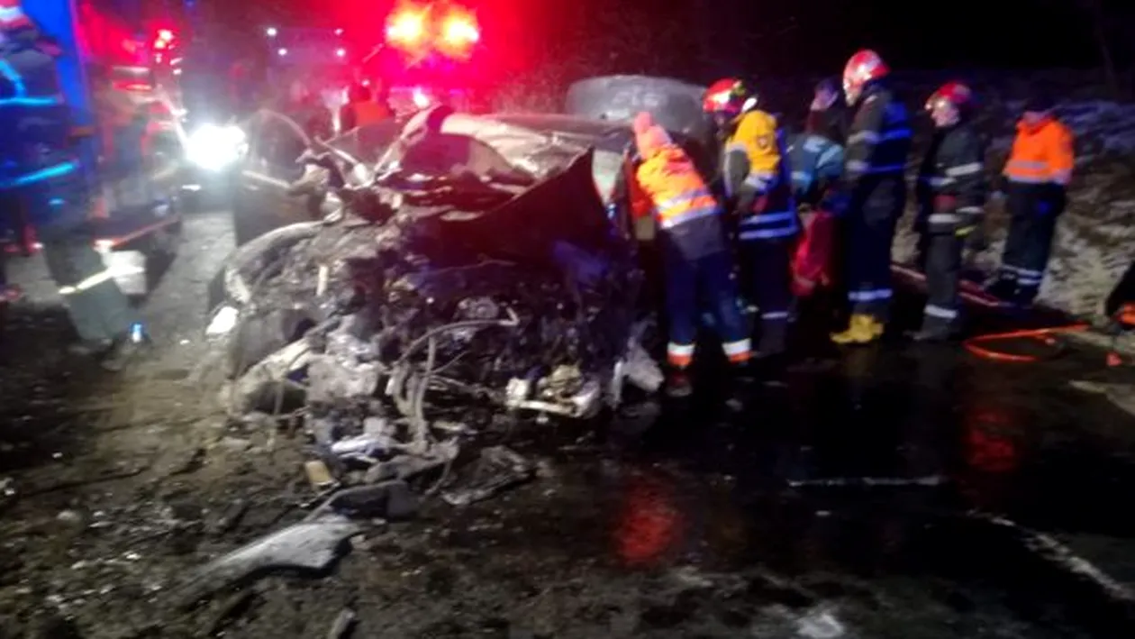 Accident deosebit de grav în Bacău! Doi oameni au murit din cauza unui șofer care a adormit la volan