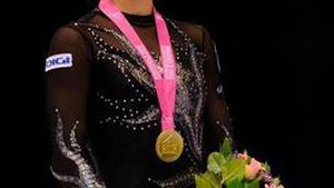 Catalina Ponor a implinit 25 de ani! Gimnasta a sarbatorit cu familia si prietenii! Transmite-i si tu un mesaj!
