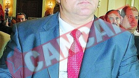 "Hotii de la PD-L fura curent de la reteaua publica!"