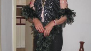 Drama celui mai batran travestit din Romania! Nu a iesit de 5 luni din casa!" Am strans din pensie si din fund sa ma pot opera!"