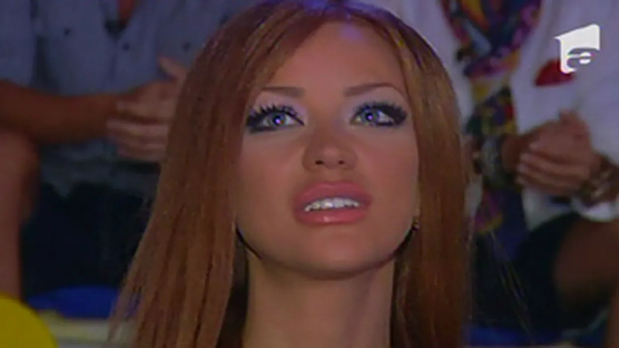 VIDEO Uite cum incearca un concurent sa o cucereasca pe Bianca! I-a pregatit o surpriza de proportii!