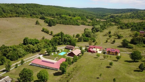 Satul din România în care locuiesc doar 3 familii. În trecut, era foarte populat