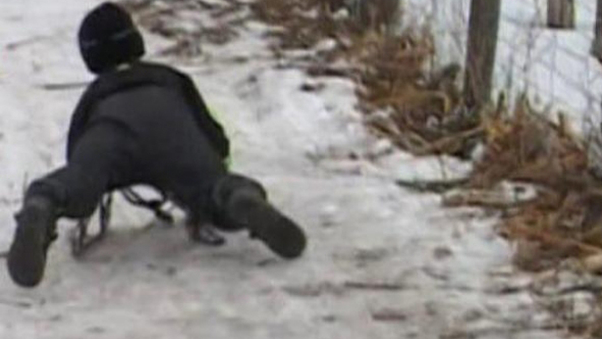 O fetiţă din Vaslui a murit după ce s-a lovit la săniuş!  Este incredibil ce hotărâre au luat părinţii după ce şi-au pierdut copilul