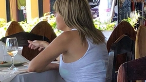 Primele imagini cu Elena Udrea și Alina Bica, în Costa Rica! Cum au fost fotografiate cele două