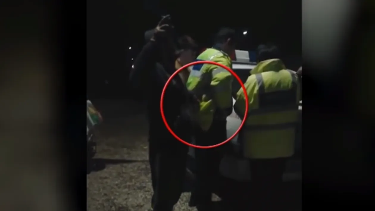 Întâmplare halucinantă în Prahova. Un bărbat i-a furat țigările din buzunar unui polițist | VIDEO