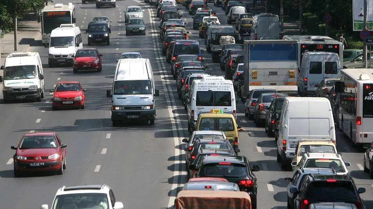 Trafic restricţionat în Capitală. Află prin ce zone ale Bucureştiului nu ai voie să circuli 