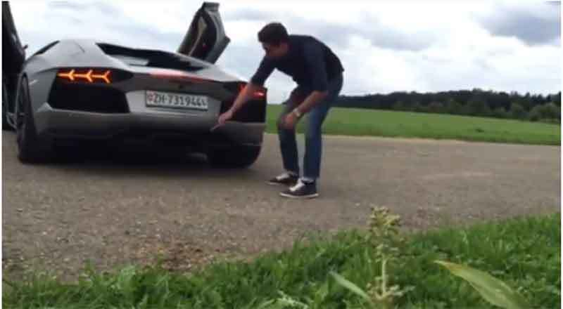 Cum a încercat un bărbat să-şi aprindă trabucul. S-a dus în spatele maşinii pornite şi…