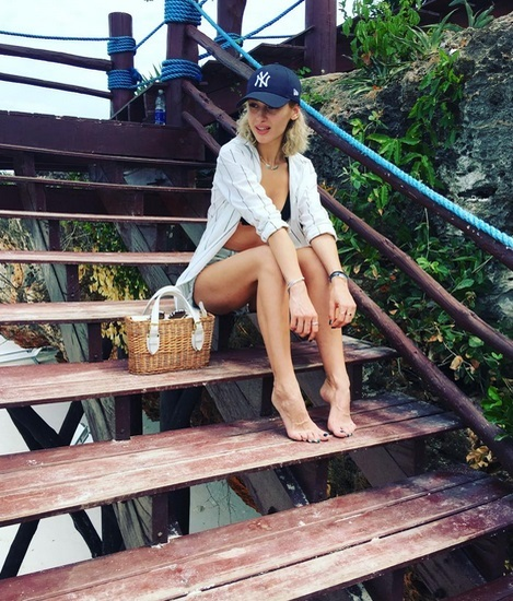 Alina Eremia, în costum de baie după ce a slăbit! Cum arată acum artista