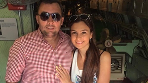 ”Ginerele” fostului preşedinte a tras o carte necâştigătoare. L-a despărţit de Ioana Băsescu, iar acum l-a “tradus” cu altul!