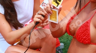 Daniela Crudu se distreaza la foc automat! Din club direct la piscina