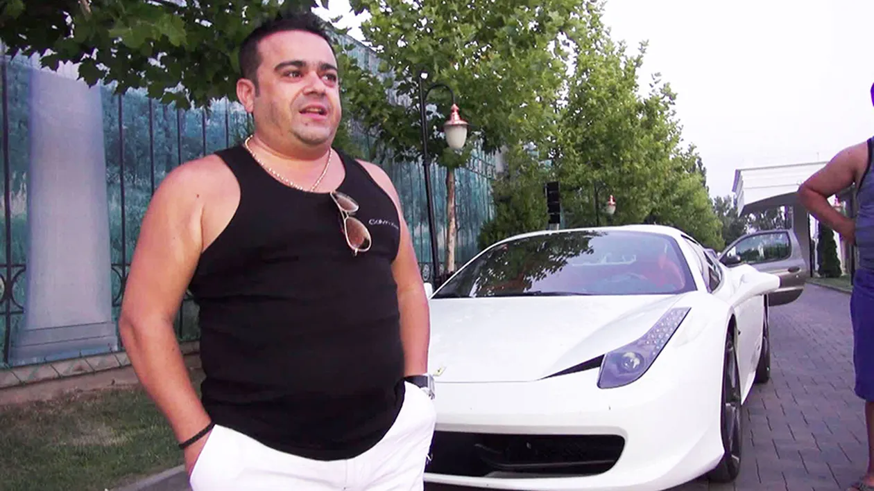 Adrian Minune și-a cumpărat un Lamborghini roșu de 400.000 de euro de Crăciun