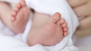 Fetiţă de 8 luni din Vâlcea, moartă după ce a fost trimisă acasă şi părinţilor li s-a spus că sunt ”nişte stresaţi”! Ce le-au spus medicii