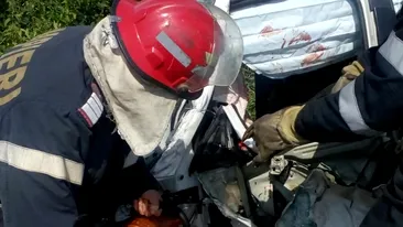 Două accidente grave în județul Arad, un om a murit, alți doi au fost răniți