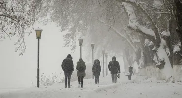 Iarna își face simțită prezența: Meteorologii au anunțat ninsori și vreme rece